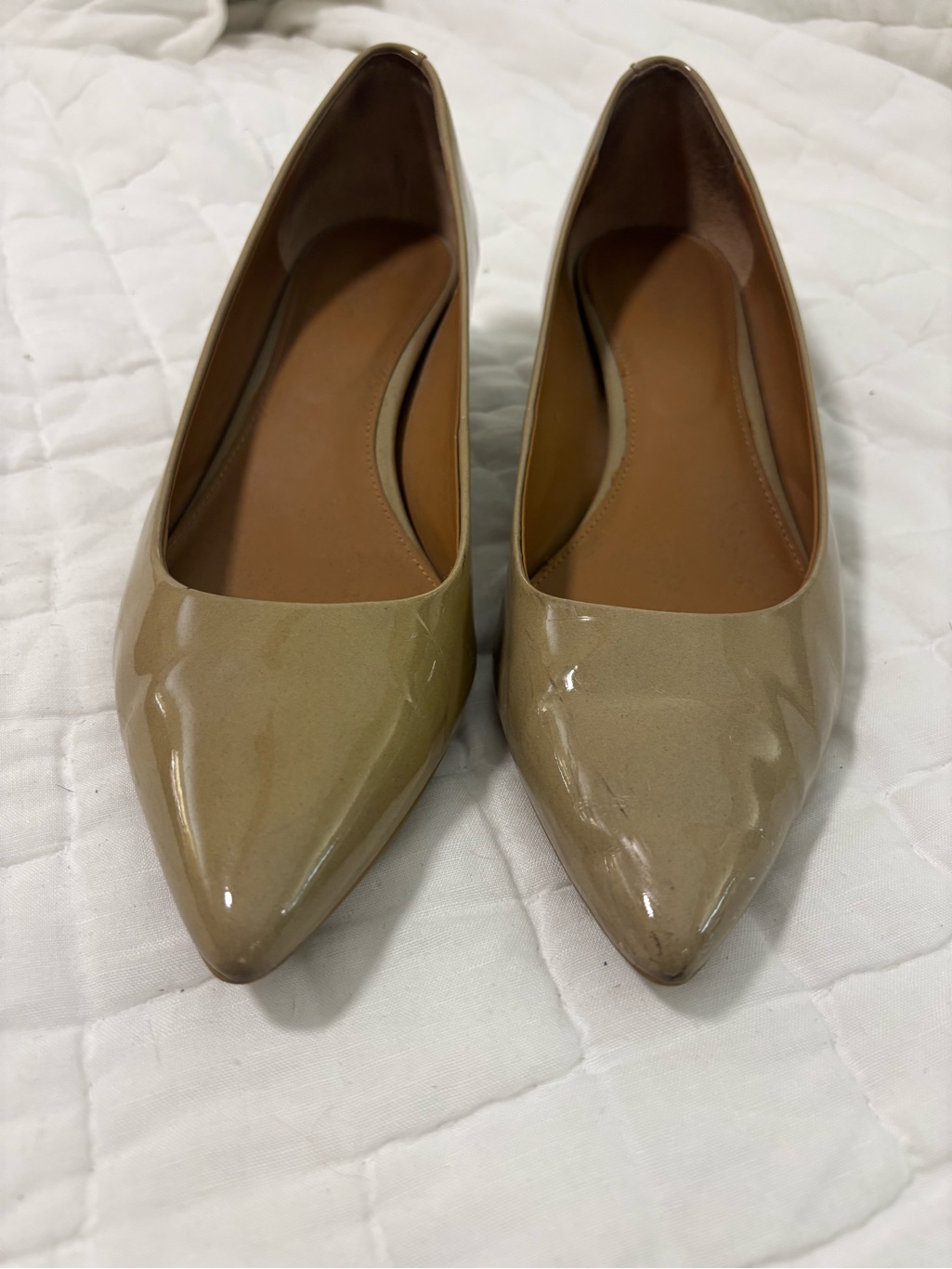 Calvin Klein Classic Beige Pointed Toe Block Heel Size 9